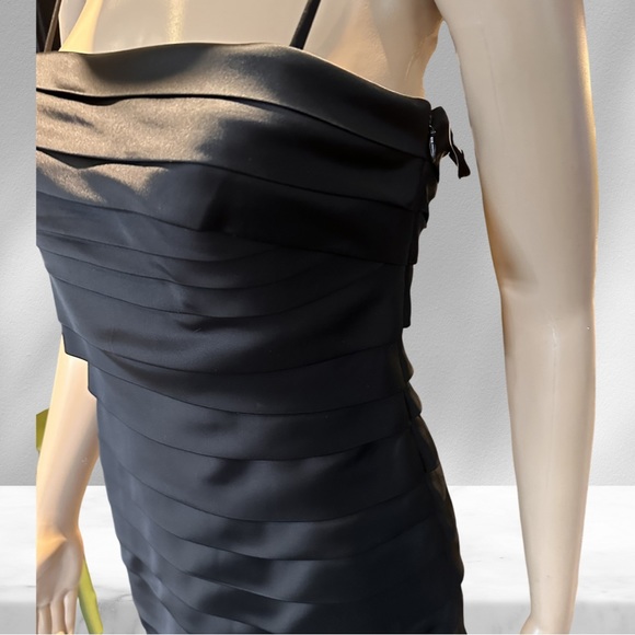 Calvin Klein Spegetti strap knee length Cocktail Dress NWT size 4 - Picture 4 of 11